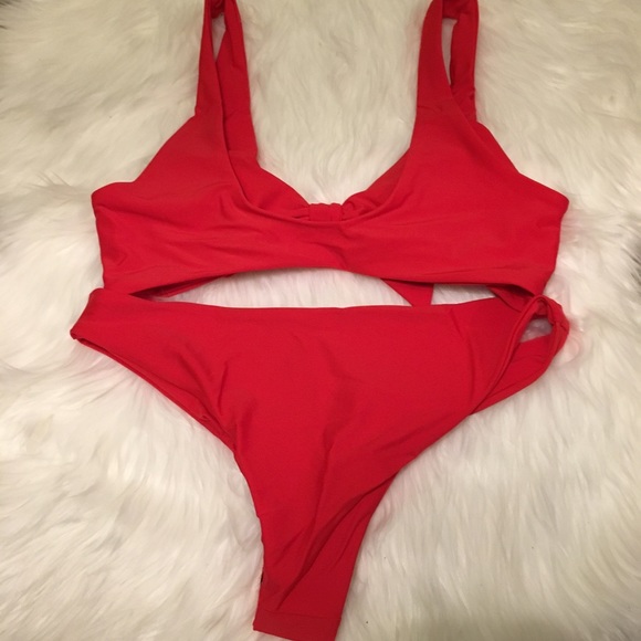 ‘Cindy’ Red Front Tie Bikini Set - Picture 7 of 7
